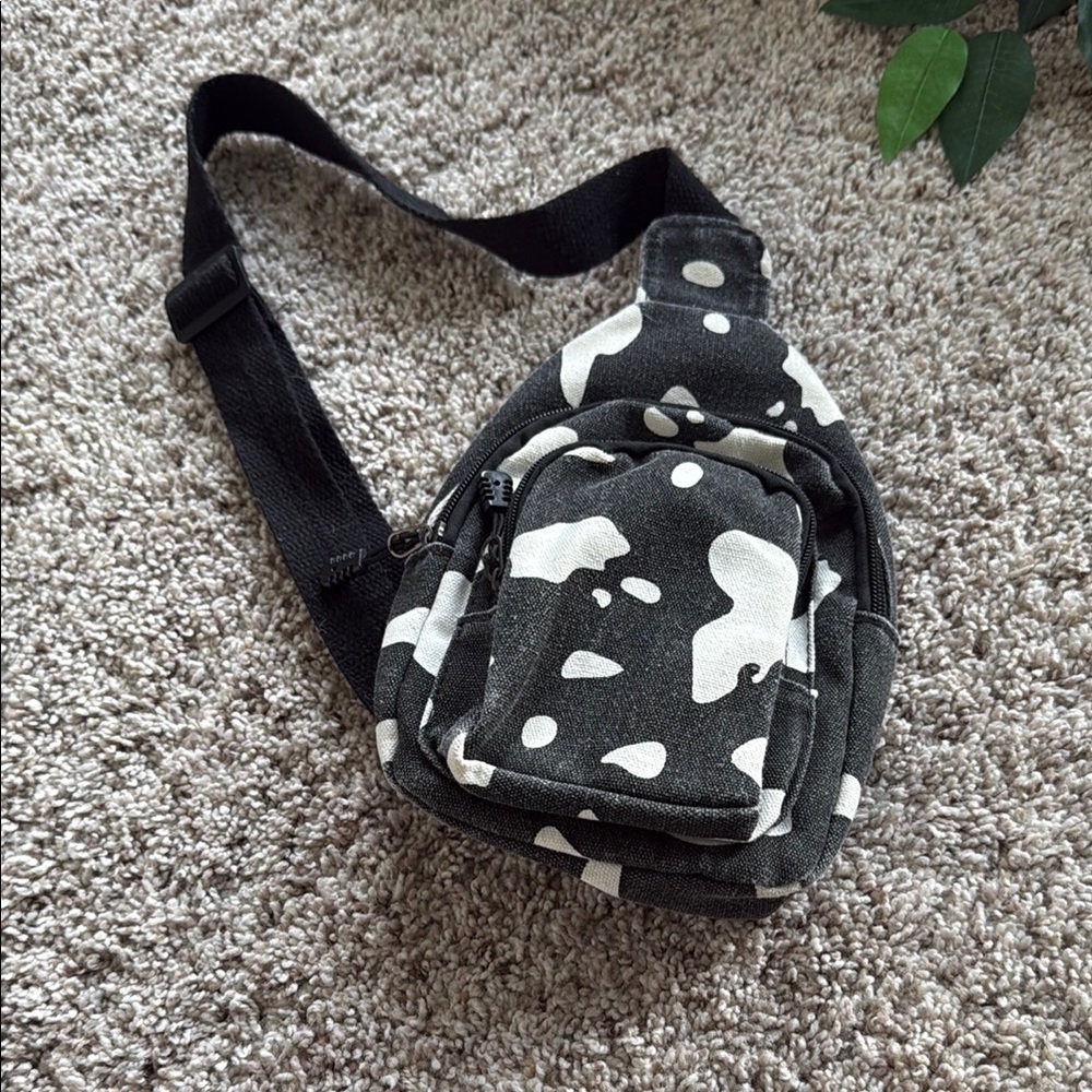 Black and White Camouflage Men's Bag